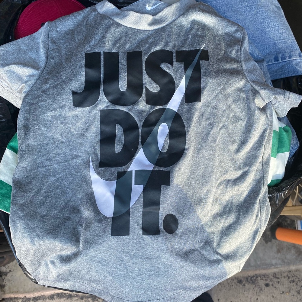 Nike kids athletic shirt size 4